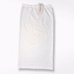 White Stretch Knit Knee Length Skirt Elastic Waist NWT One Size